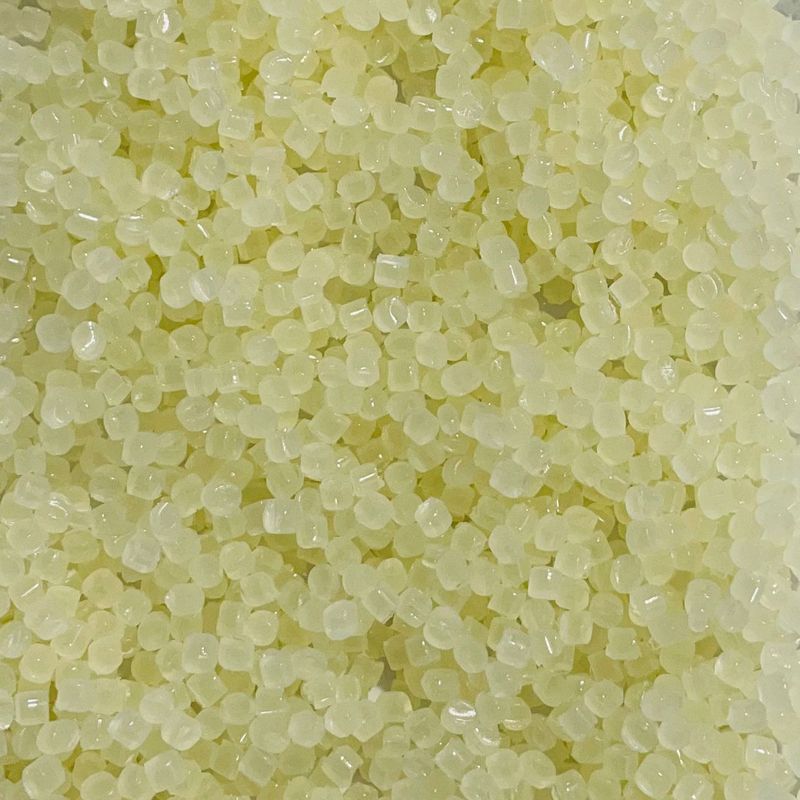 F-4709 hot melt adhesive - Chips / Granules, pale yellow