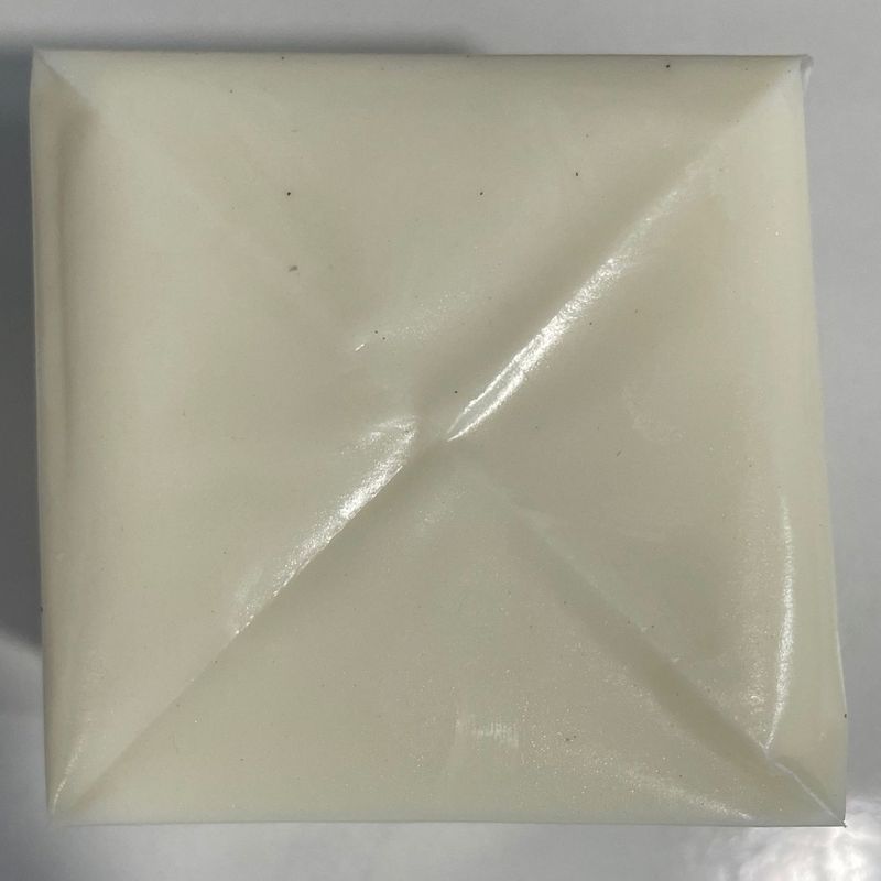 UPT-2412 hot melt adhesive - Granules, off-white