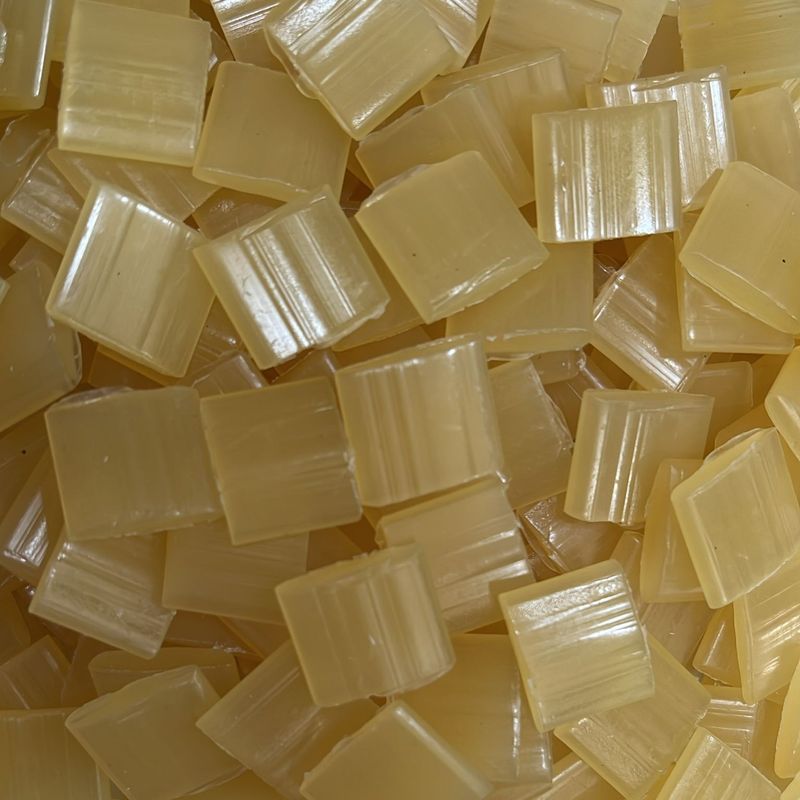 UPT-3815 hot melt adhesive - Chips, natural yellow