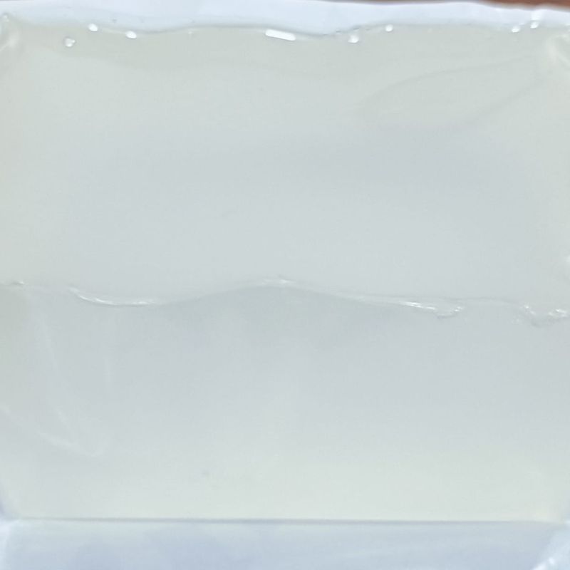UPT-4158 hot melt adhesive - Blocks, water-white